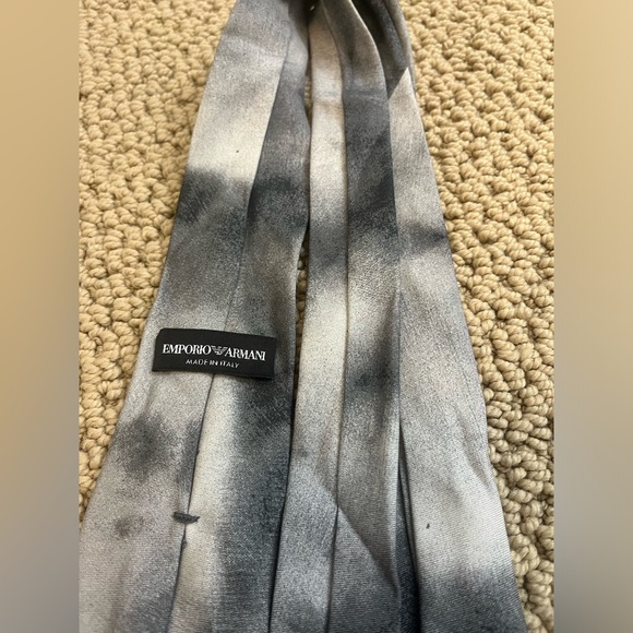 Emporio Armani Silk Tie - Picture 3 of 5